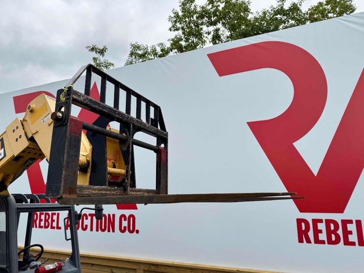 2016-gehl-rs5-19-image-16