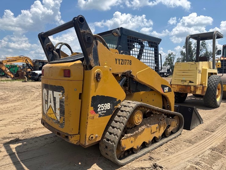 2011-caterpillar-259b3-image-6