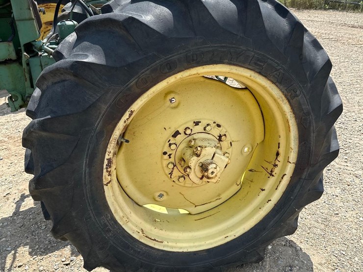 john-deere-420-image-7