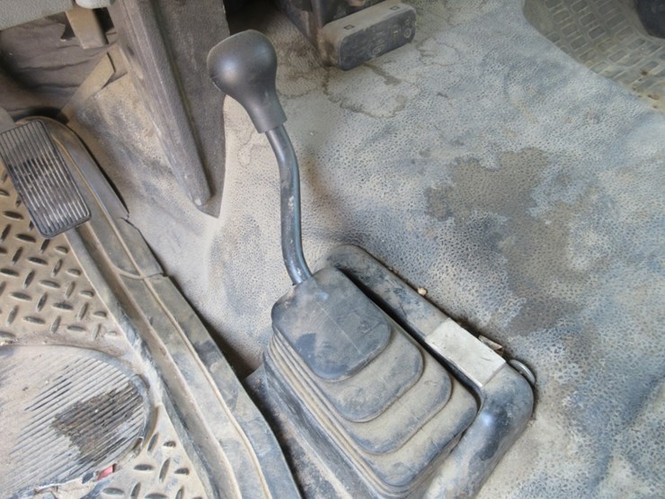 2015-ford-f550-xl-sd-image-10