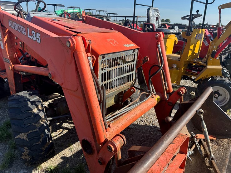 kubota-l35-image-38