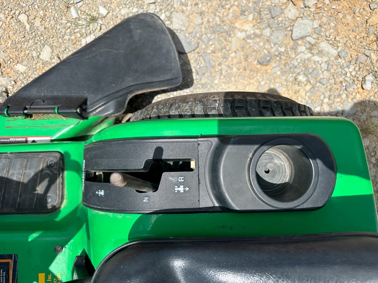 #17-•-sabre-ride-on-lawn-mower-gx1438b120097-inv#:-25893-image-34