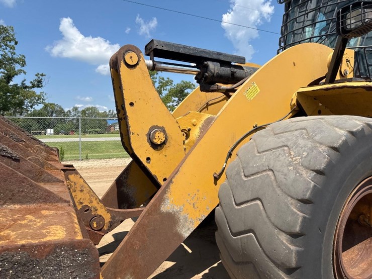 caterpillar-962m-image-16