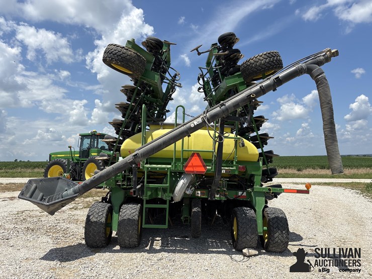 2011-john-deere-1990-image-6