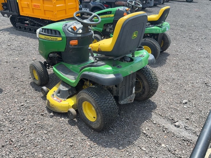 john-deere-d140-image-5