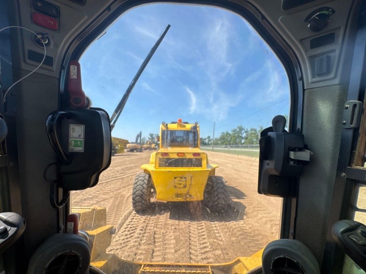 2020-caterpillar-299d3-xe-image-24