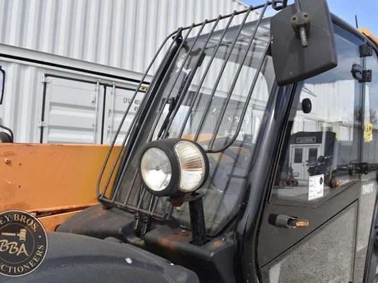 2014-caterpillar-th407c-image-35