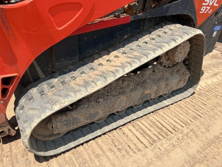 kubota-svl97-2-image-9