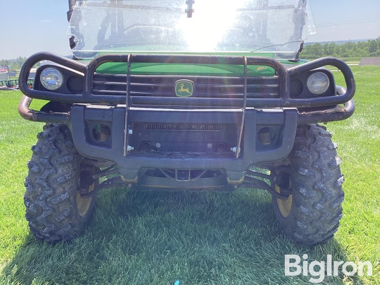 2011-john-deere-gator-image-15