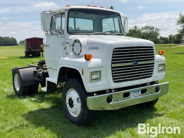 1987-ford-l8000-image-3