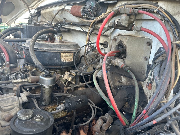 1990-ford-f800-image-72
