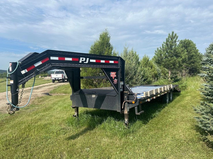 2020-pj-gooseneck-trailer-image-1