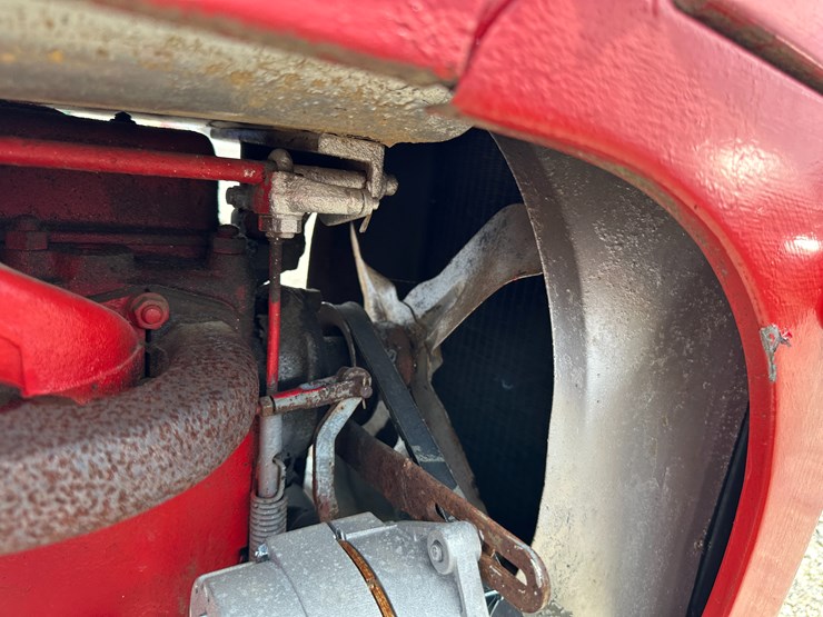 massey-ferguson-30-image-28