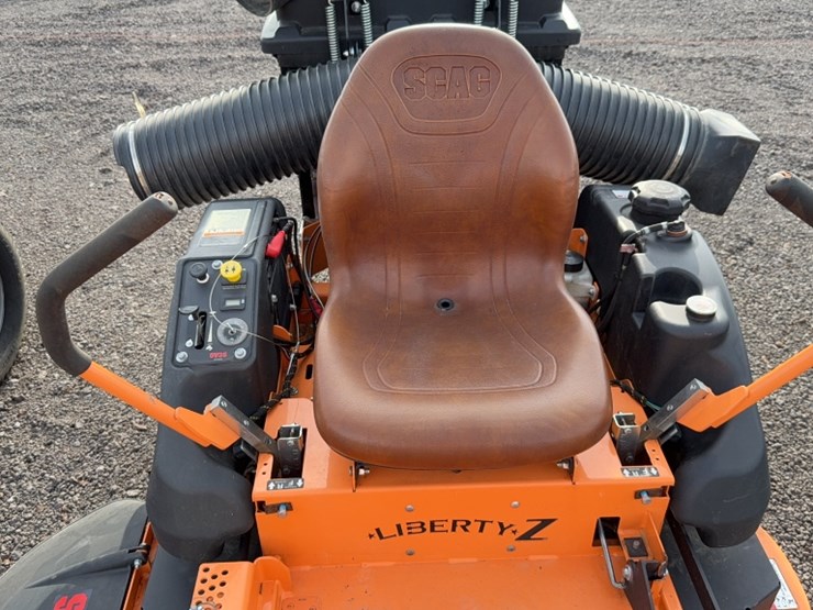 #3093-•-scag-liberty-z-zero-turn-mower-image-6