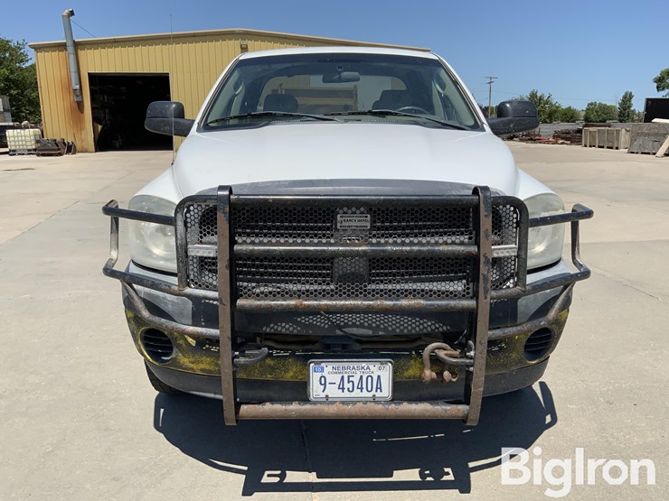 2009-dodge-ram-2500-image-2