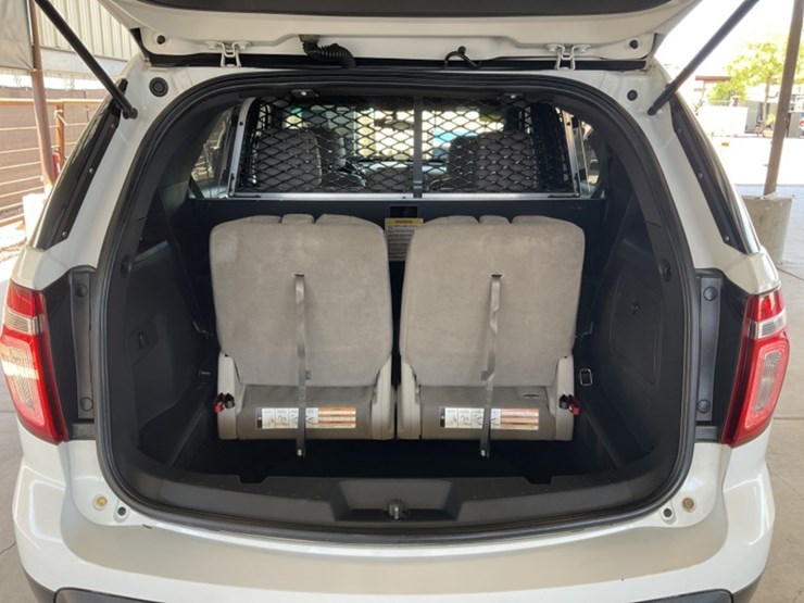 2013-ford-explorer-image-9