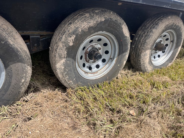 #416-•-texas-bragg-gooseneck-trailer-image-15