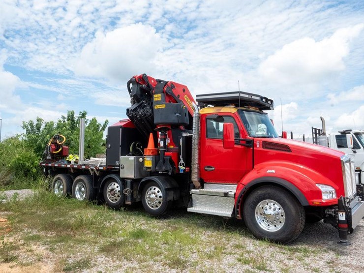 2018-kenworth-t880-image-14