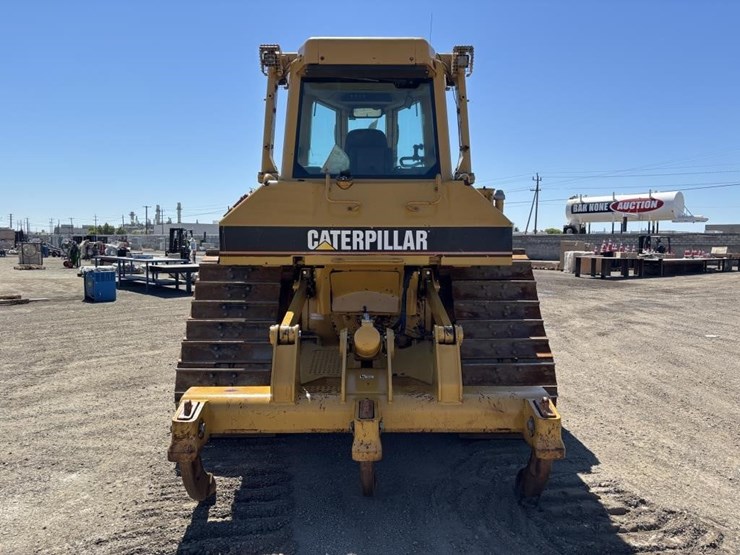 2006-caterpillar-d6n-image-8