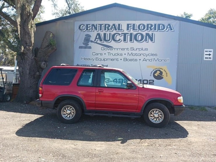 1998-ford-explorer-image-1