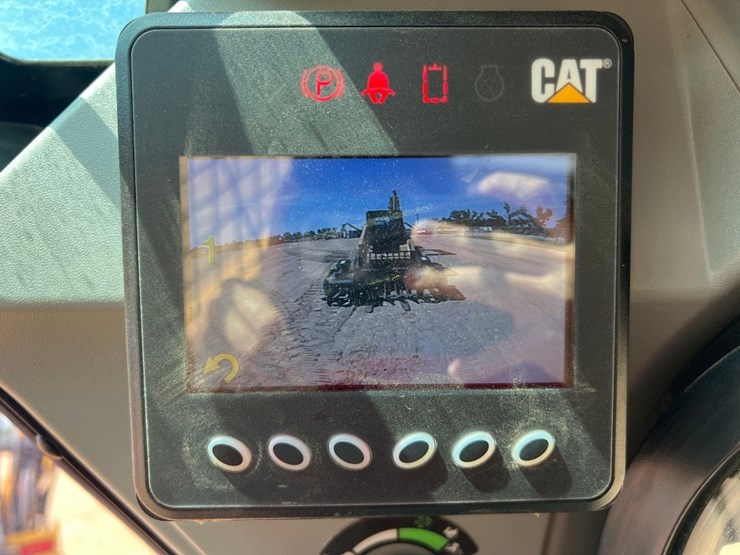 2024-caterpillar-299d3-image-37
