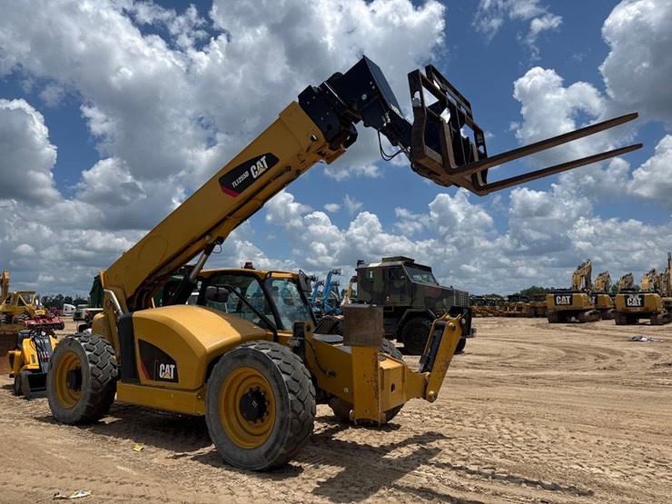 2020-caterpillar-tl1255d-image-4