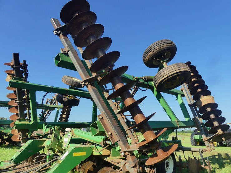 john-deere-637-image-9