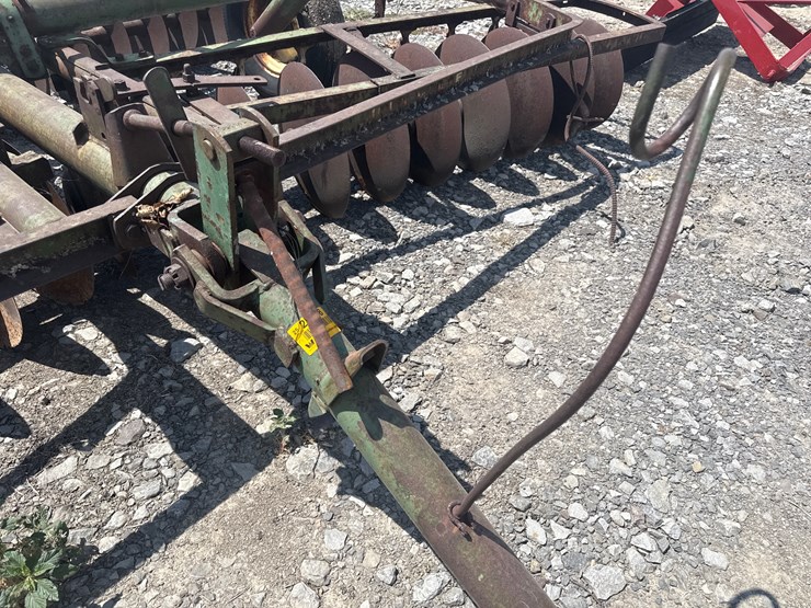 john-deere-10-image-4