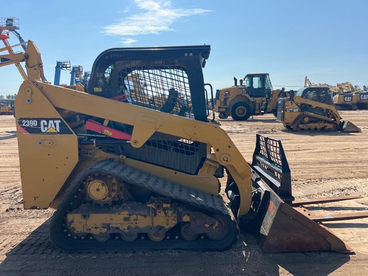 caterpillar-239d-image-5