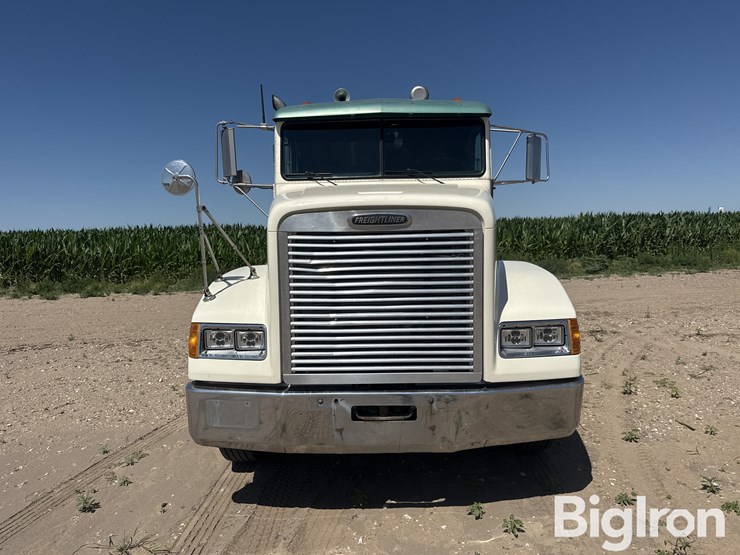 1992-freightliner-fld120-image-2