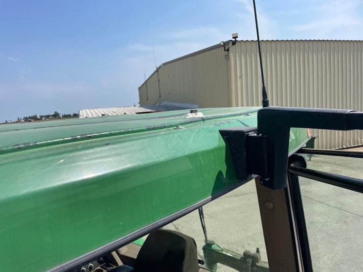 john-deere-8400-image-55