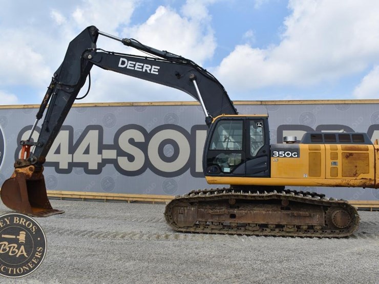 2013-deere-350g-lc-image-11