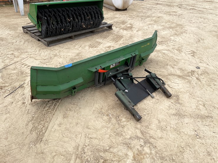 john-deere-60-image-6