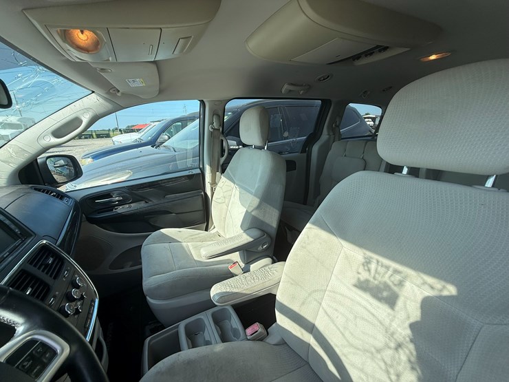 2006-dodge-grand-caravan-image-38
