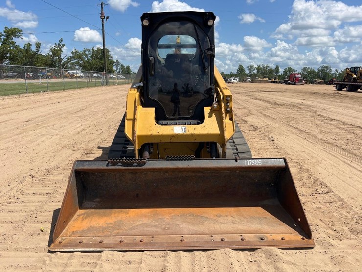 2019-caterpillar-259d-image-7