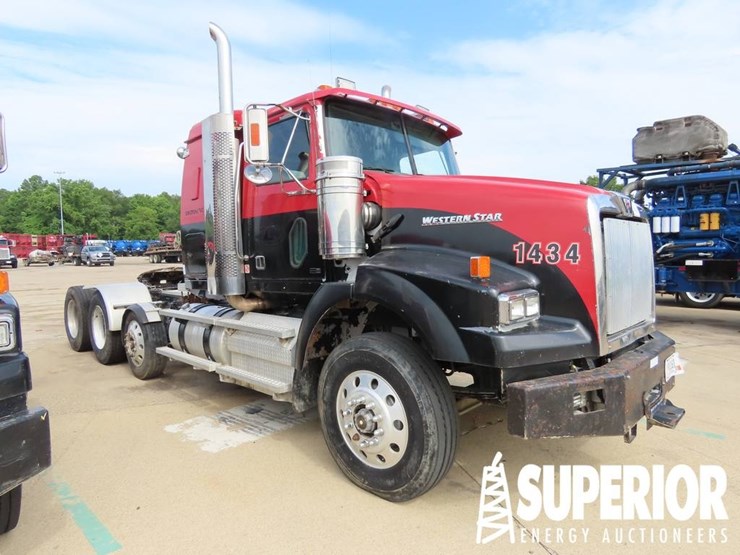2012-western-star-4900-image-2