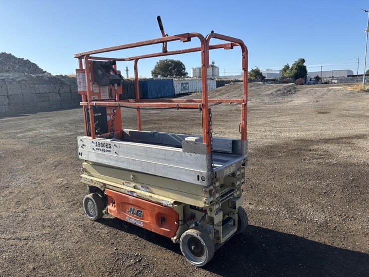 2014-jlg-1930es-image-4
