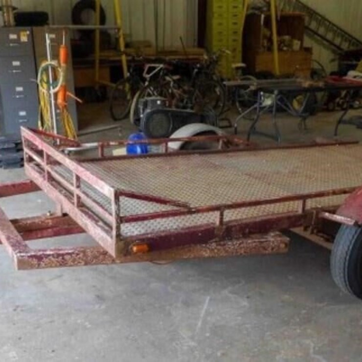 10' Tilting Utility Trailer