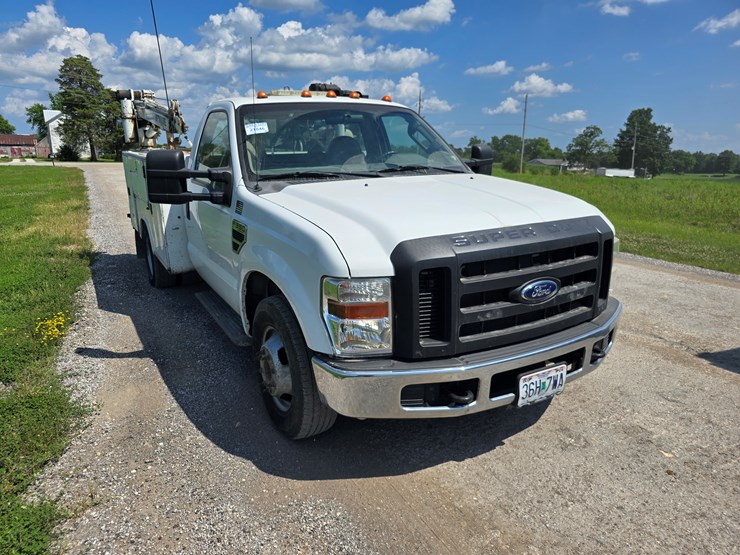 2008-ford-f350-image-49