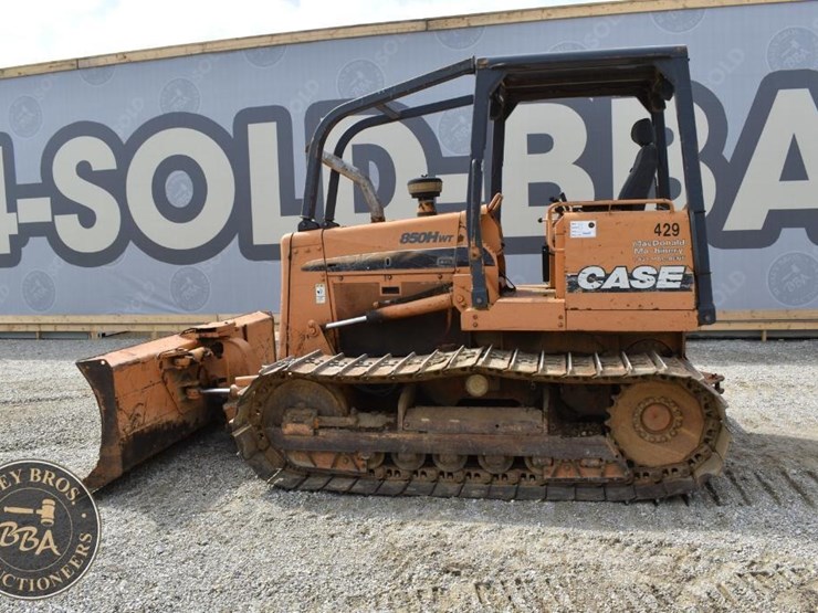 2002-case-850h-wt-image-9