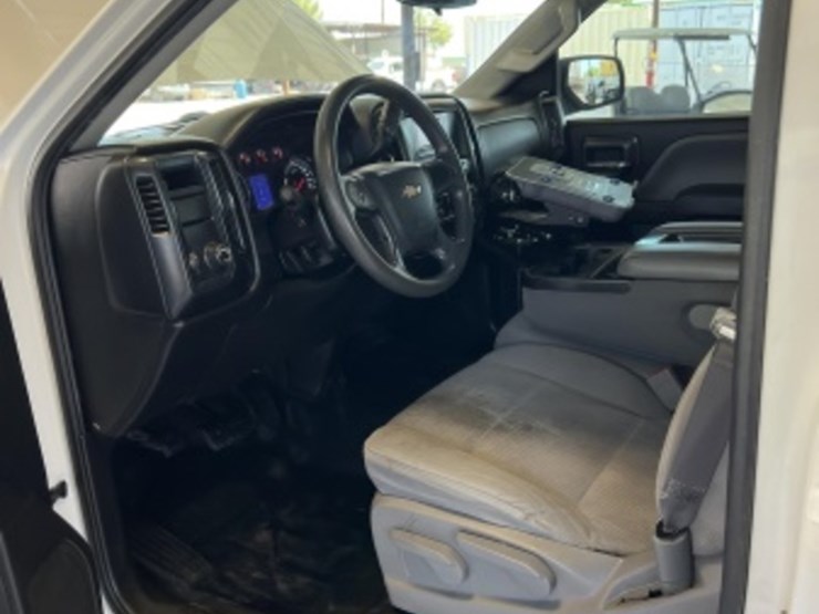 2017-chevrolet-silverado-1500-image-22