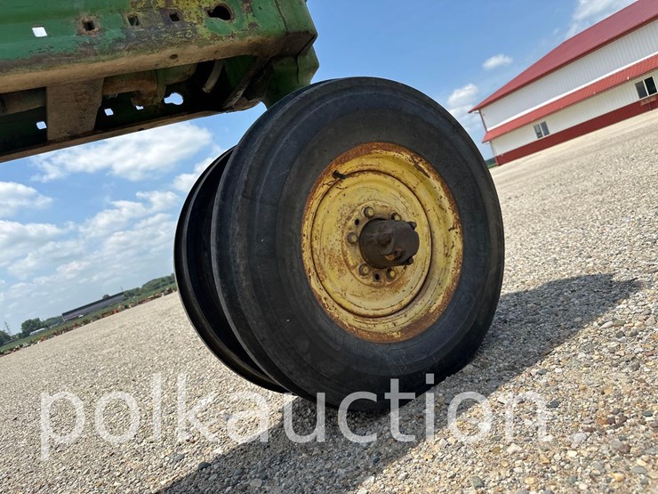 john-deere-a-image-10