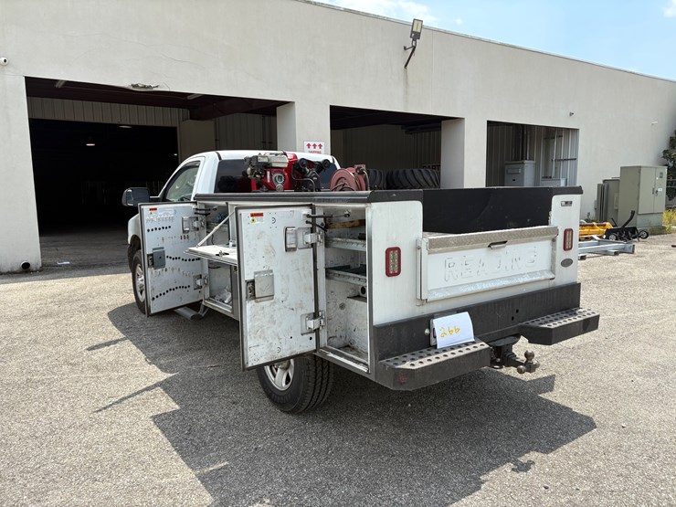 2018-dodge-3500-image-1