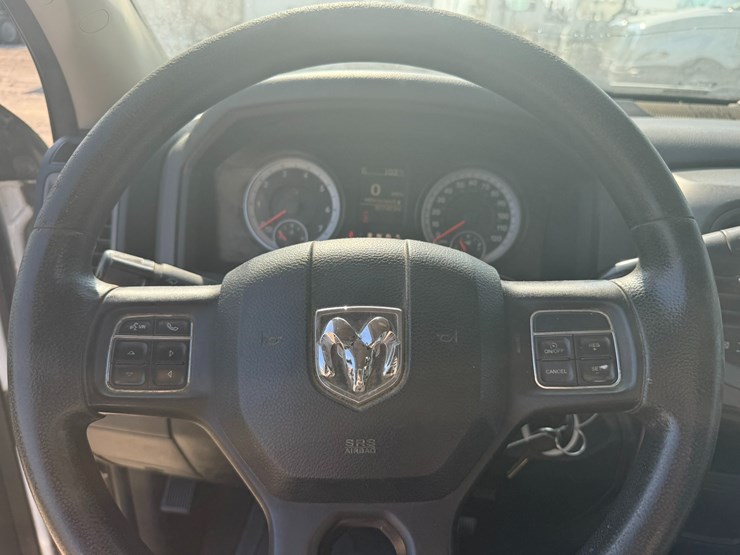 2015-dodge-ram-1500-image-48