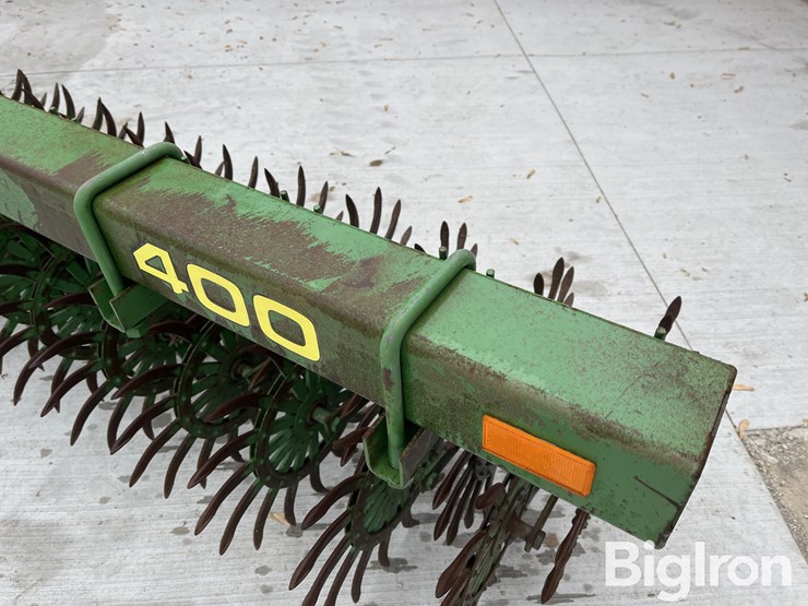john-deere-400-image-9