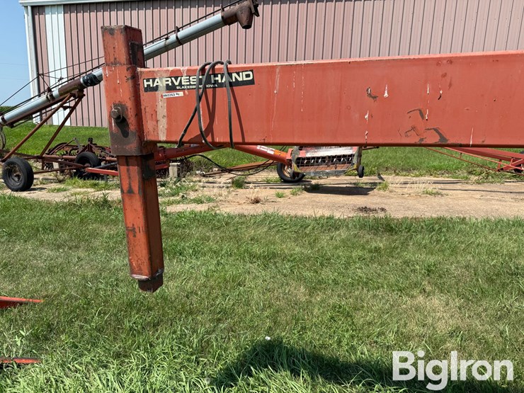 harvest-hand-s/a-gooseneck-round-bale-hay-trailer-image-17