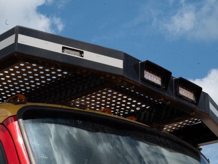 2018-kenworth-t880-image-62