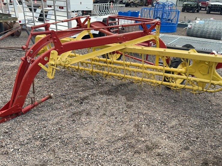 new-holland-s55-image-1