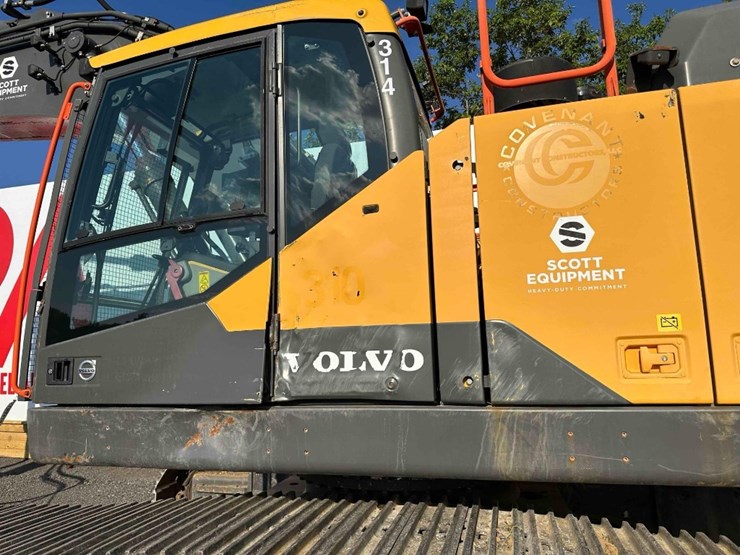 2019-volvo-ec350-excavator-image-13