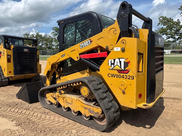 2020-caterpillar-259d3-image-8